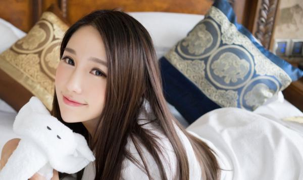 《穿越成悲催女配，我创翻全场》大结局在线试读 《穿越成悲催女配，我创翻全场》最新章节列表