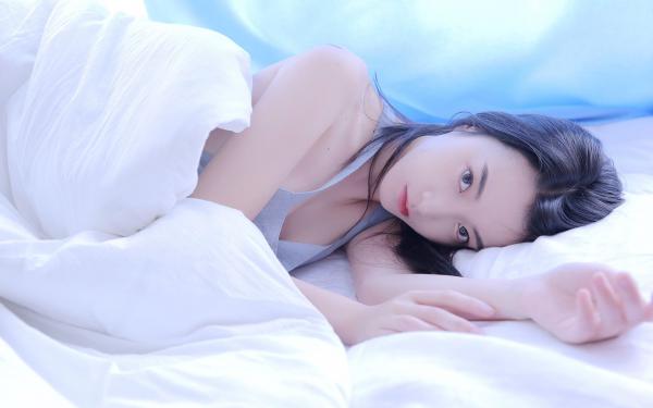 《柳无邪是被疼醒的》柳无邪徐凌雪章节目录在线阅读