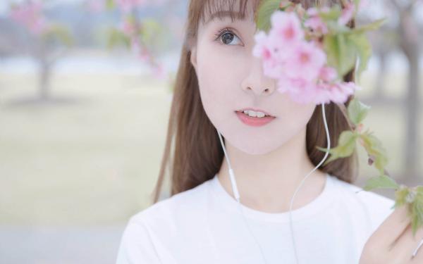 《林妙妙周妍》小说章节目录在线阅读 前夫夜吻四万八：奶茶泼出真千金小说全文
