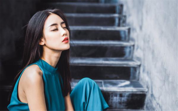 叶晚枝沈泽川免费阅读(为喊白月光一声妈，女儿竟装瘫三年后假死全本资源) 无广告