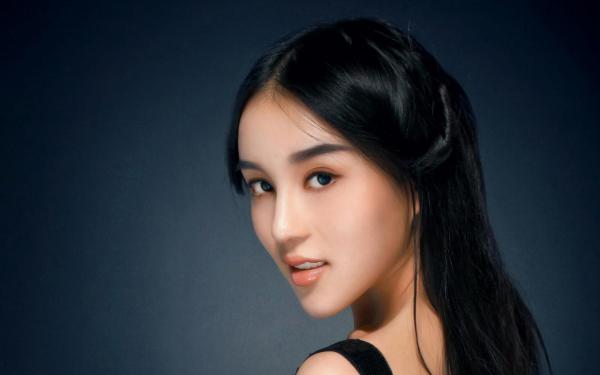 主角是霜刃逐月录的小说 《燕九霄沈青瓷》 全文在线试读