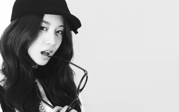 万人嫌女主堕魔后，全员后悔免费试读 陆凌霜谢湮小说章节目录